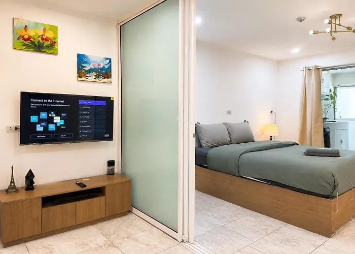 Lejlighed Brand New Stylish 1br Walk To Bts Perfect 2 Bangkok