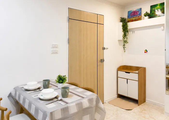 Brand New Stylish 1br Walk To Bts Perfect 2 Apartment