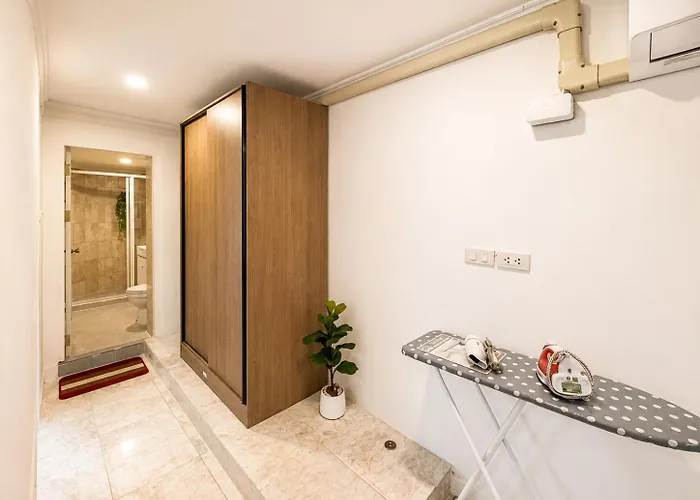 Brand New Stylish 1br Walk To Bts Perfect 2